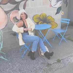 Meet your Posher, Alyssa